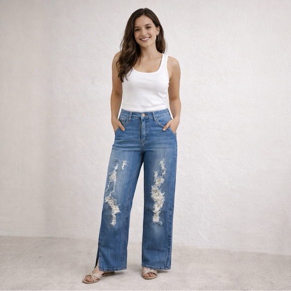 Fashion Nova Denim - Fashion Nova Distressed Straight-Leg Jeans – Size 7 – Excellent Condition